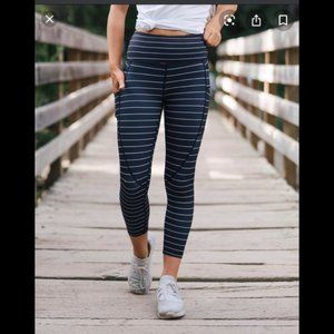 ZYIA Black Stripe Pocket Light N Tight Legging